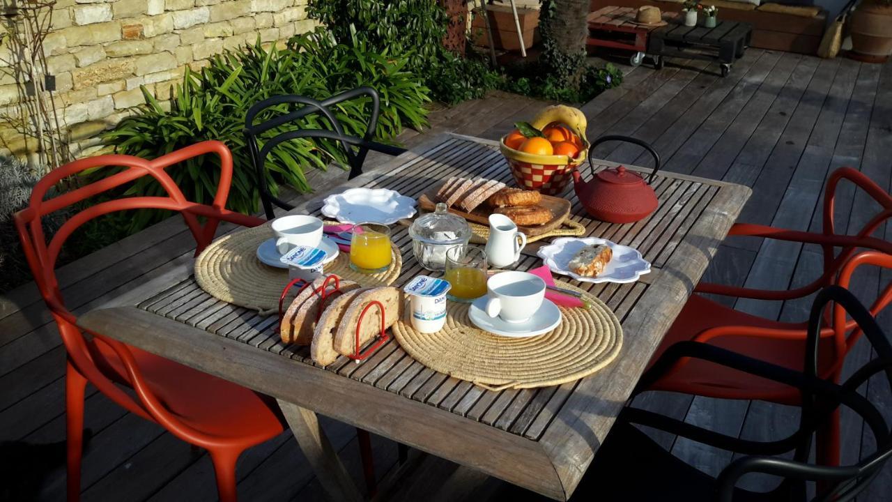Les Jardins De Clerjotte Bed & Breakfast Saint-Martin-de-Re Bagian luar foto