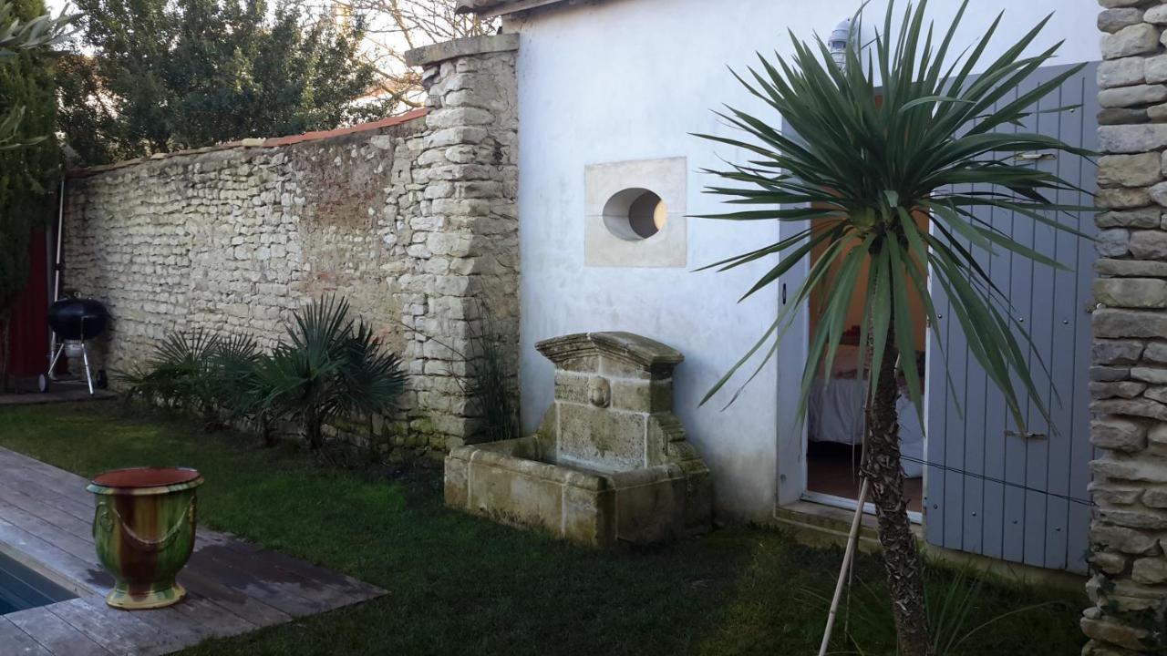 Les Jardins De Clerjotte Bed & Breakfast Saint-Martin-de-Re Bagian luar foto